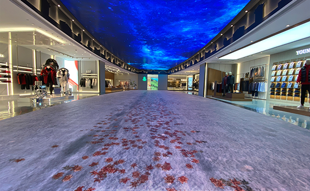 展厅中运用LED地砖屏给用户带来趣味的互动效果